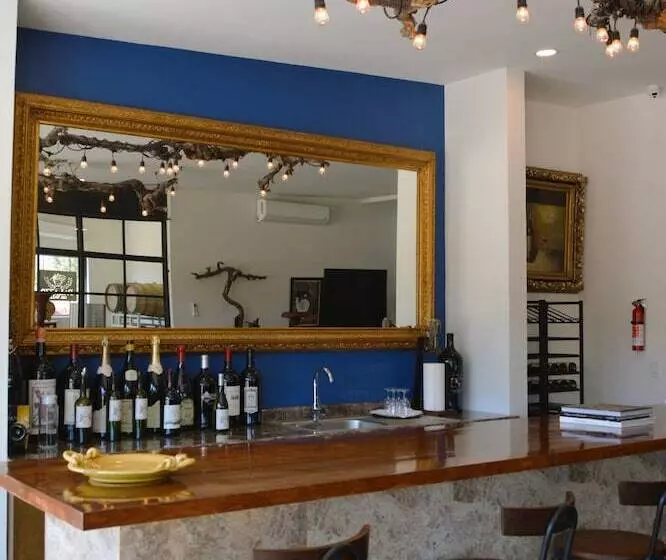 تختخواب و صبحانه Palazzo Del Valle, Alojamiento Y Desayuno