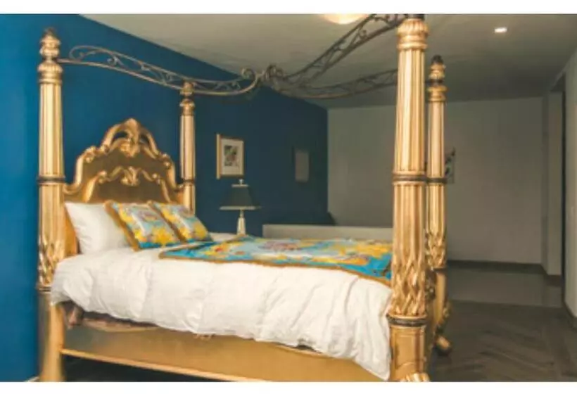 تختخواب و صبحانه Palazzo Del Valle, Alojamiento Y Desayuno