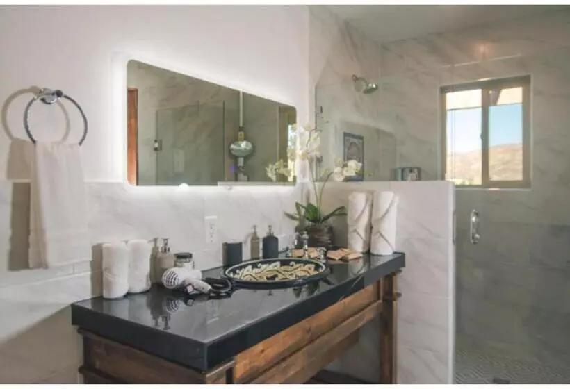 تختخواب و صبحانه Palazzo Del Valle, Alojamiento Y Desayuno