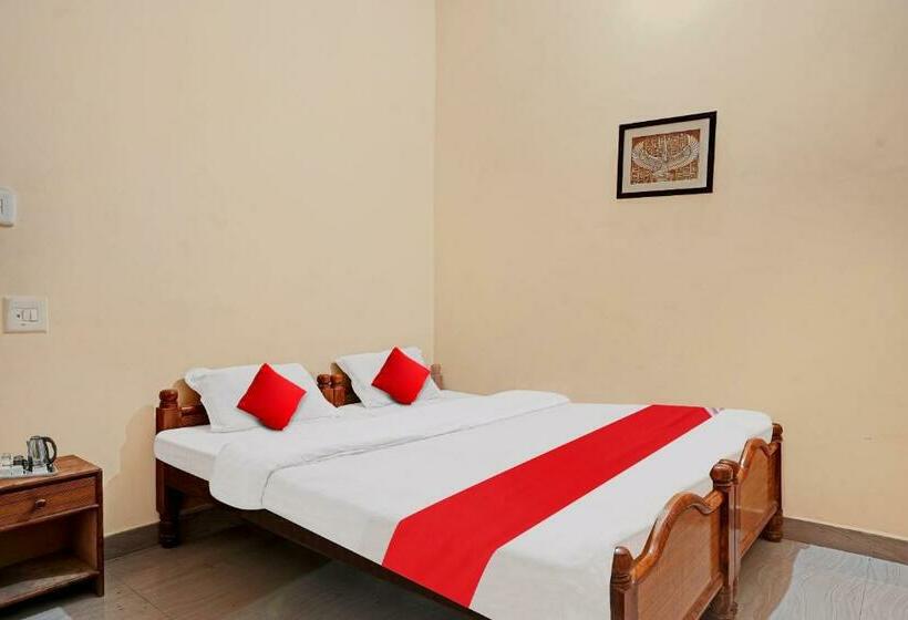 Flagship Hotel Heveen