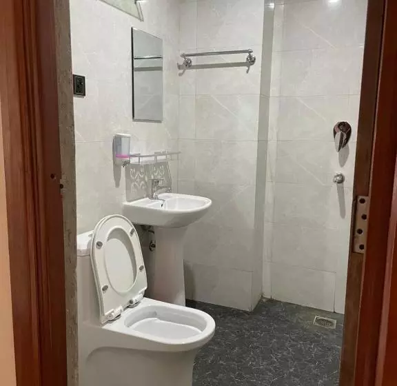 Hostel The Good Earth Pvt. Ltd