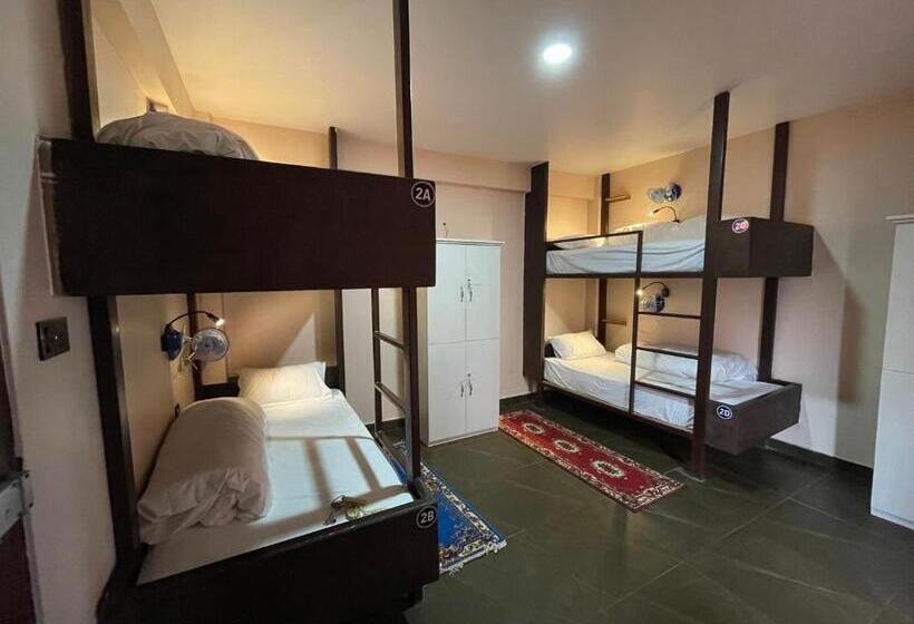 Hostel The Good Earth Pvt. Ltd