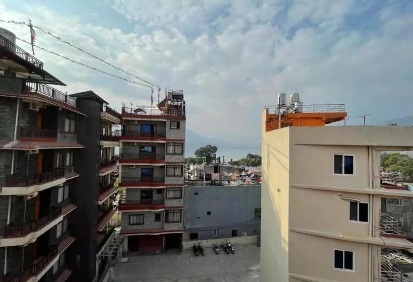 Hostel The Good Earth Pvt. Ltd
