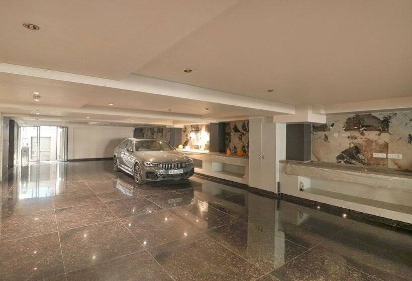 Fabhotel Prime Shanit