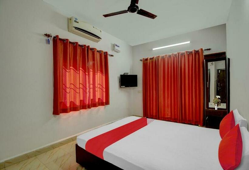 Flagship Hotel K S Inn Small Town