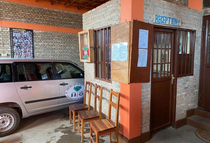 هتل Maison D Accueil Fondation San Filippo Neri