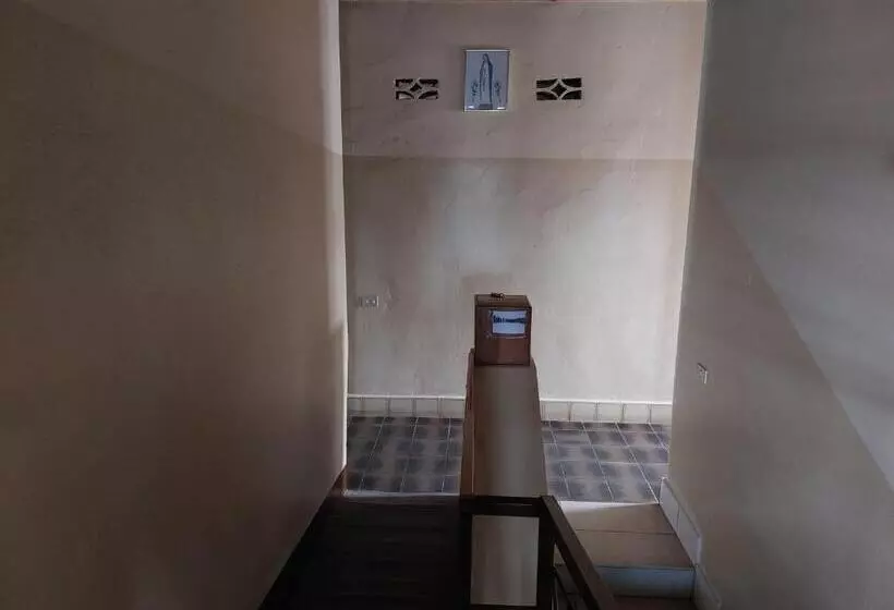 هتل Maison D Accueil   Fondation San Filippo Neri