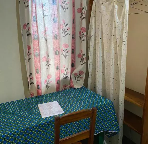 هتل Maison D Accueil   Fondation San Filippo Neri