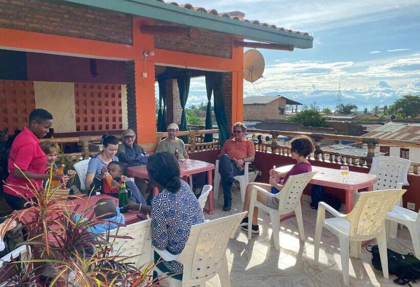 هتل Maison D Accueil Fondation San Filippo Neri