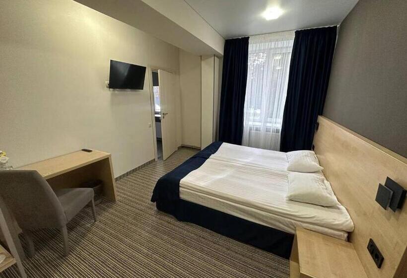 호텔 Optima Collection Nizhyn