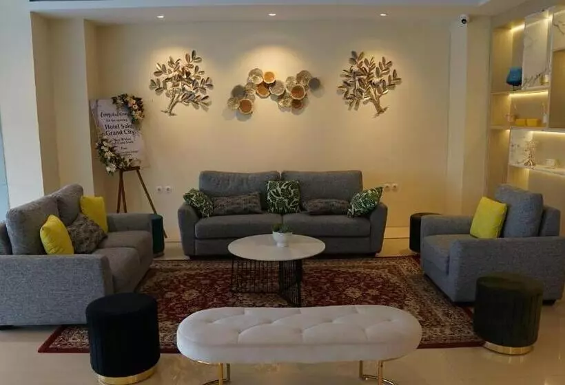 Otel Solo Grand City