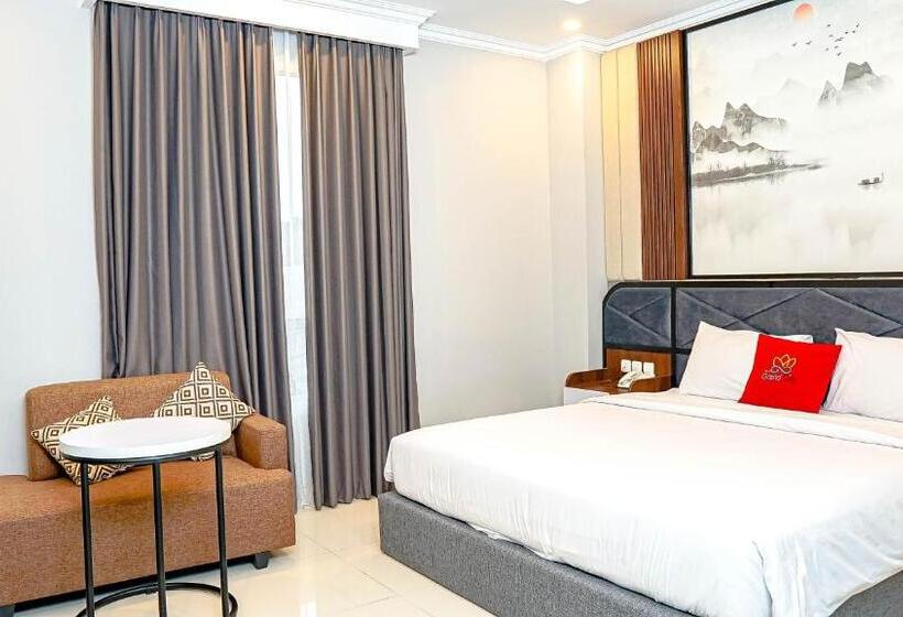 בית מלון כפרי Solo Grand City