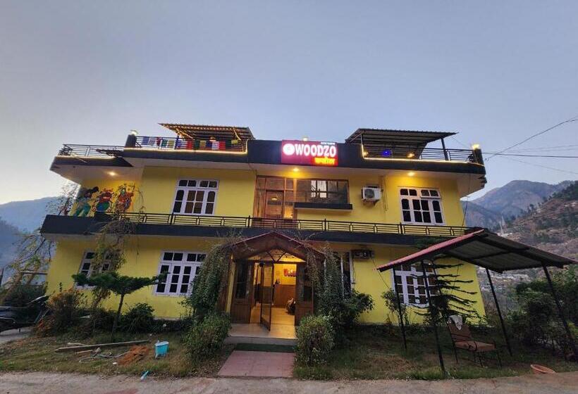 Отель Woodzo Kasol