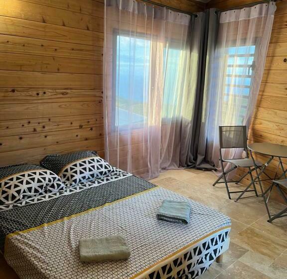 پانسیون Chez Julien