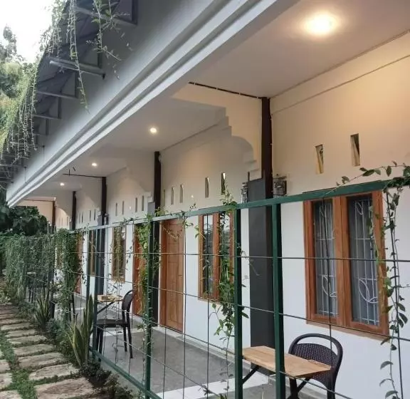 Majatalo Guest House D Valeri