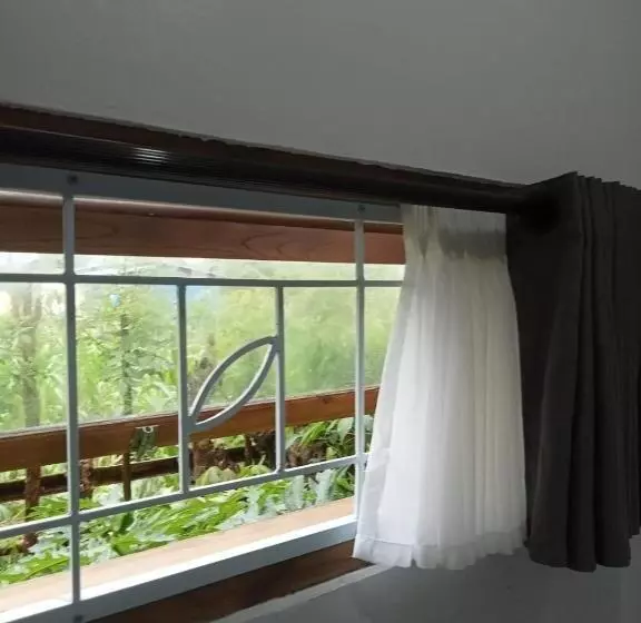 Majatalo Guest House D Valeri