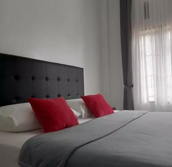 Majatalo Guest House D Valeri