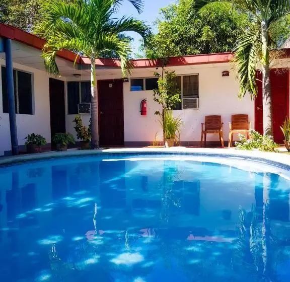 پانسیون Hostal Clary