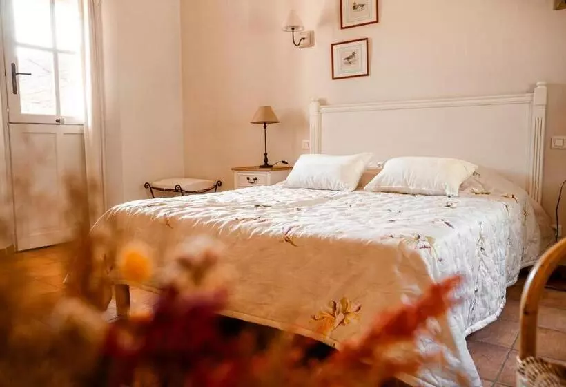 Majatalo Mas De Lure