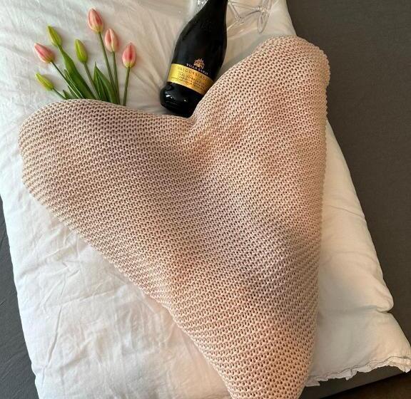 Pension Columbia Inkl. Frühstück Im Zentraum