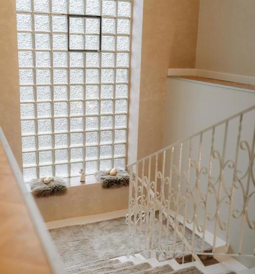 Pension Columbia Inkl. Frühstück Im Zentraum