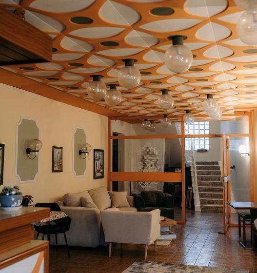 Pension Columbia Inkl. Frühstück Im Zentraum