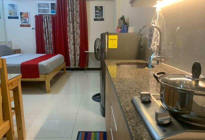 101 Newport Condo In Pasay Near Airport