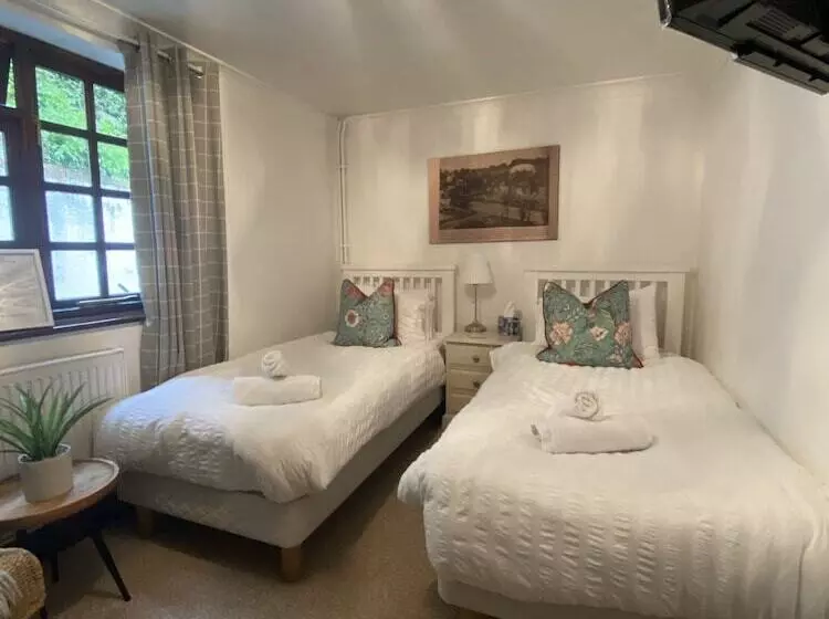 Aamiaismajoitus (B&B) The Rising Sun Inn