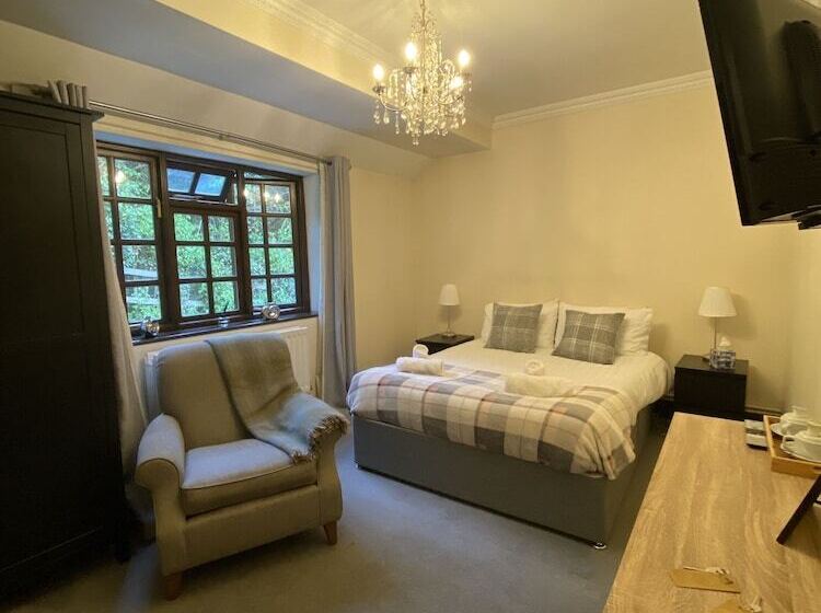 민박 The Rising Sun Inn