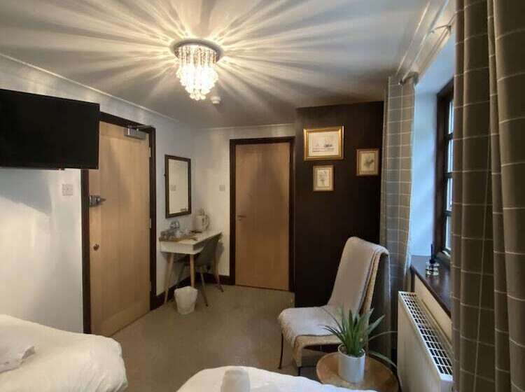 민박 The Rising Sun Inn