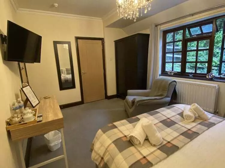 Aamiaismajoitus (B&B) The Rising Sun Inn