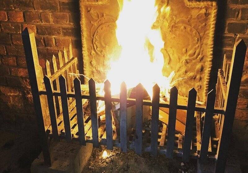 민박 The Rising Sun Inn