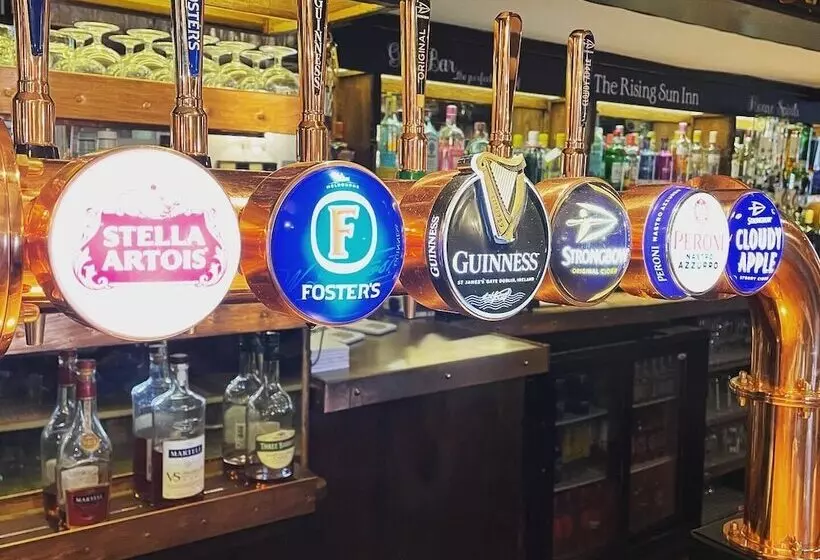 Aamiaismajoitus (B&B) The Rising Sun Inn