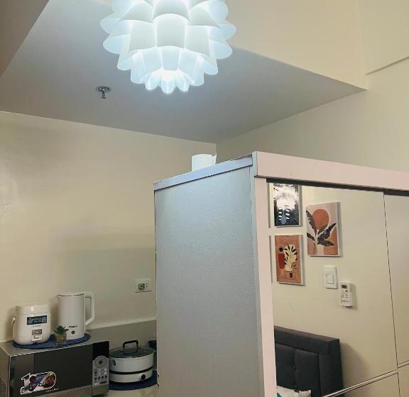 Condo Staycation At Valenzuela I Studio Type