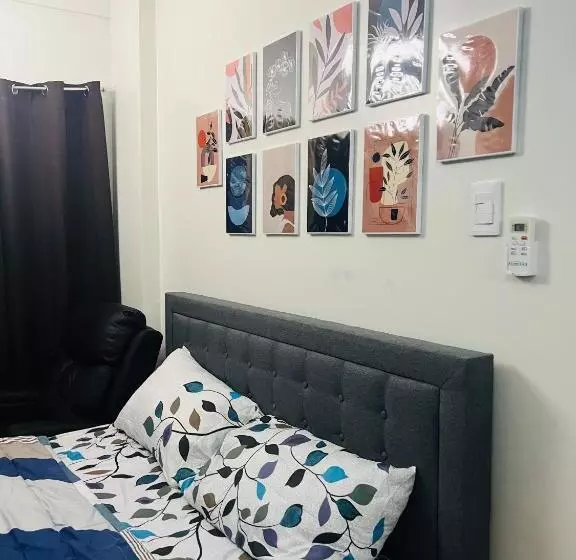 Condo Staycation At Valenzuela I Studio Type