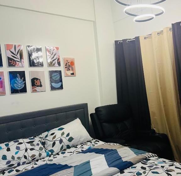 Condo Staycation At Valenzuela I Studio Type