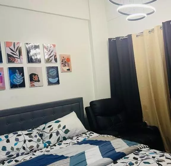 Condo Staycation At Valenzuela I Studio Type
