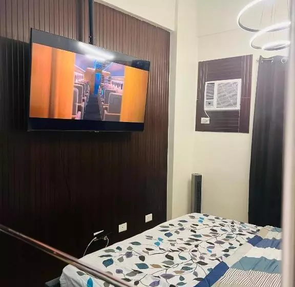 Condo Staycation At Valenzuela I Studio Type