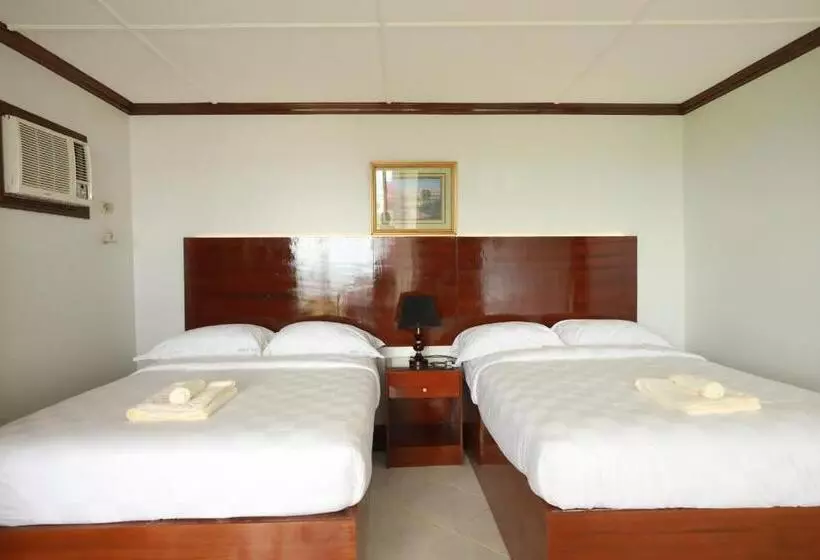 ホテル Bohol Plaza Mountain Resort And Restaurant