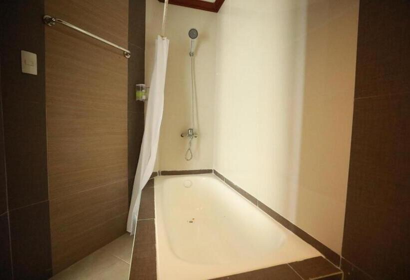 ホテル Bohol Plaza Mountain Resort And Restaurant