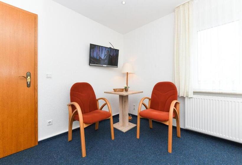 ホテル Pension Marlies