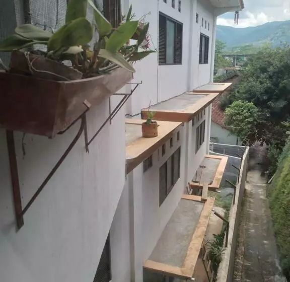 Hotelli Wisma Galiharum Banjarnegara