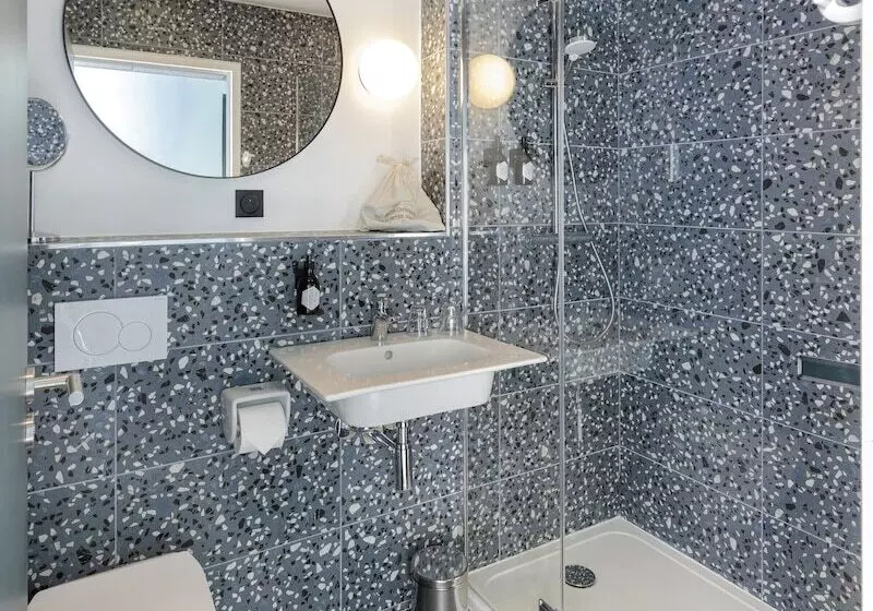 Gogaille   Corneille   Accès Autonome