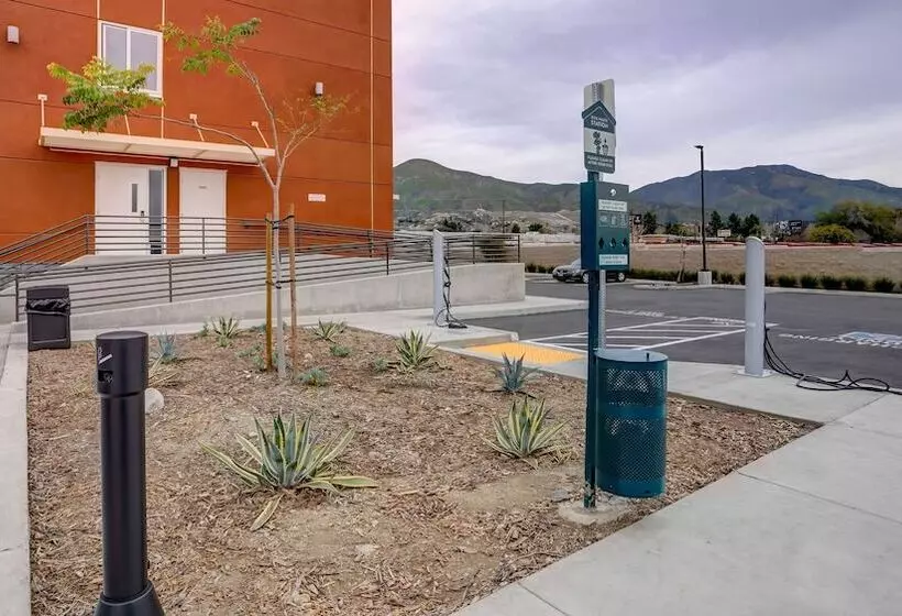 Motel 6 Highland Ca San Bernardino East