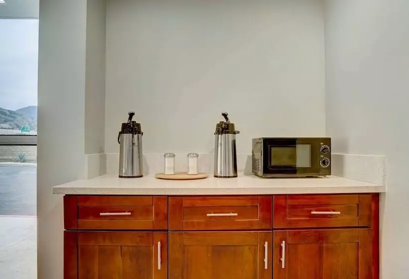 Motel 6 Highland Ca San Bernardino East