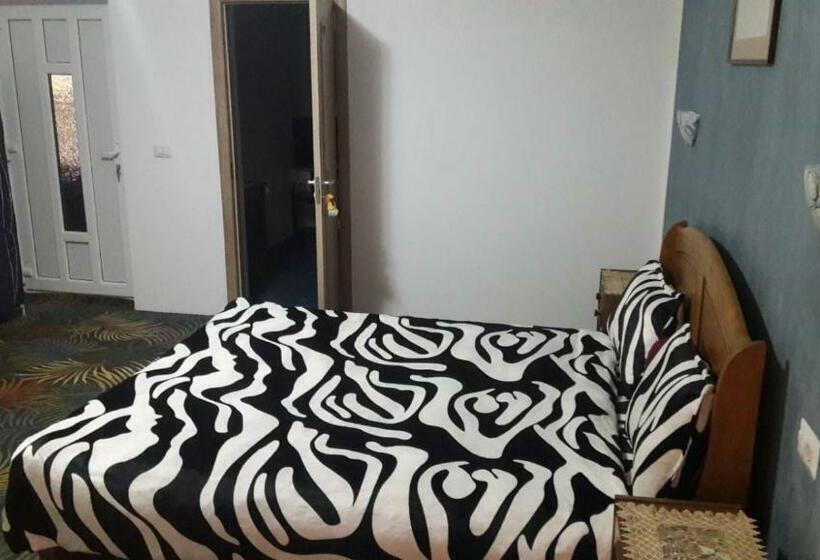 ペンション La Myky