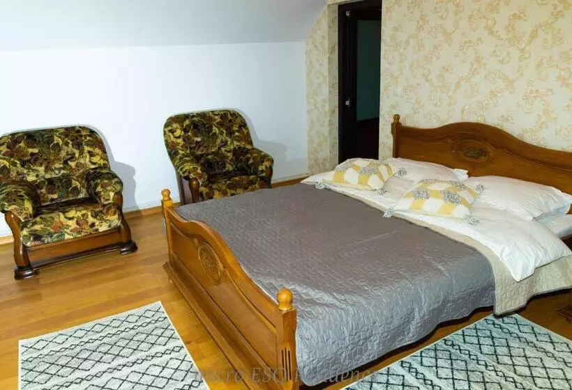 Majatalo Micro Esq Residence