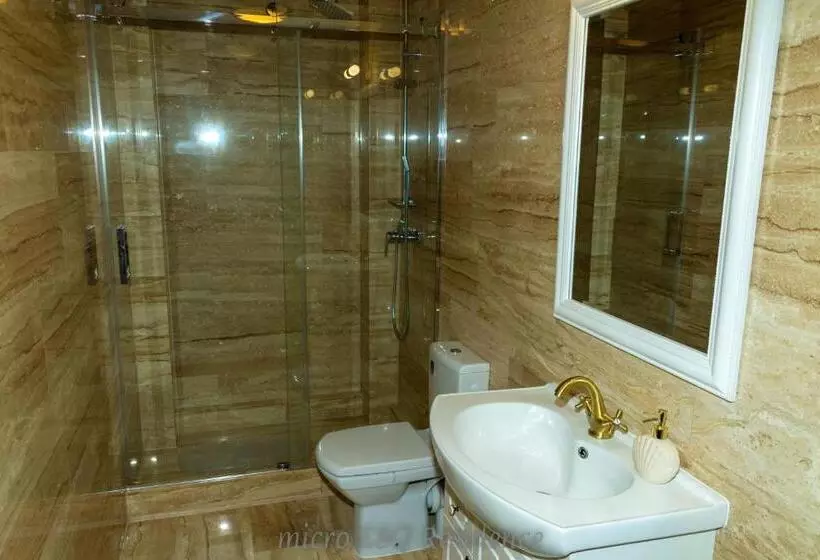 Majatalo Micro Esq Residence