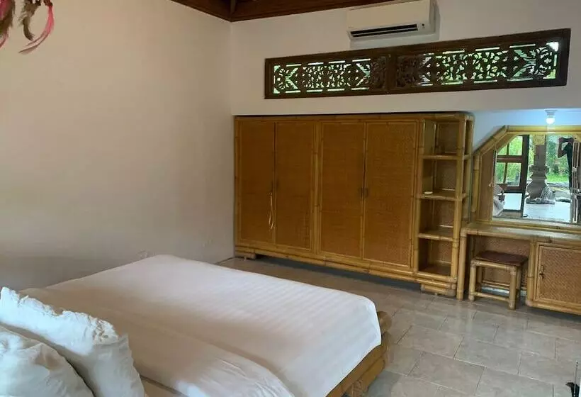 پانسیون Narafa S Guest House