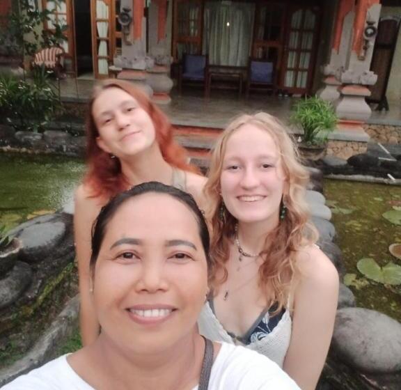 Пансион Narafa S Guest House